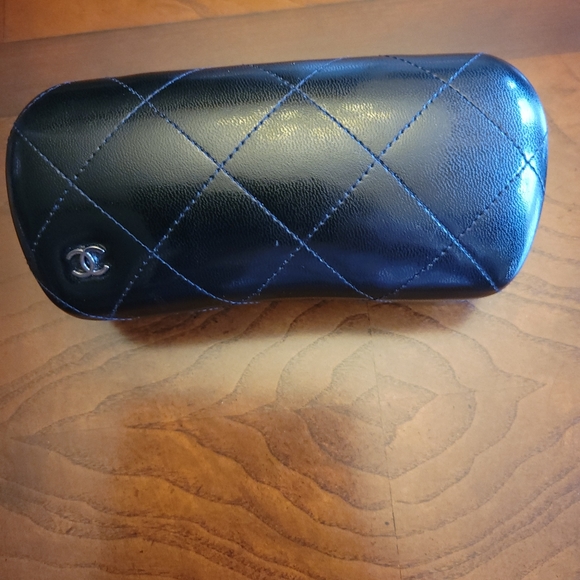 CHANEL GLASSES WITH CASE - Picture 8 of 8